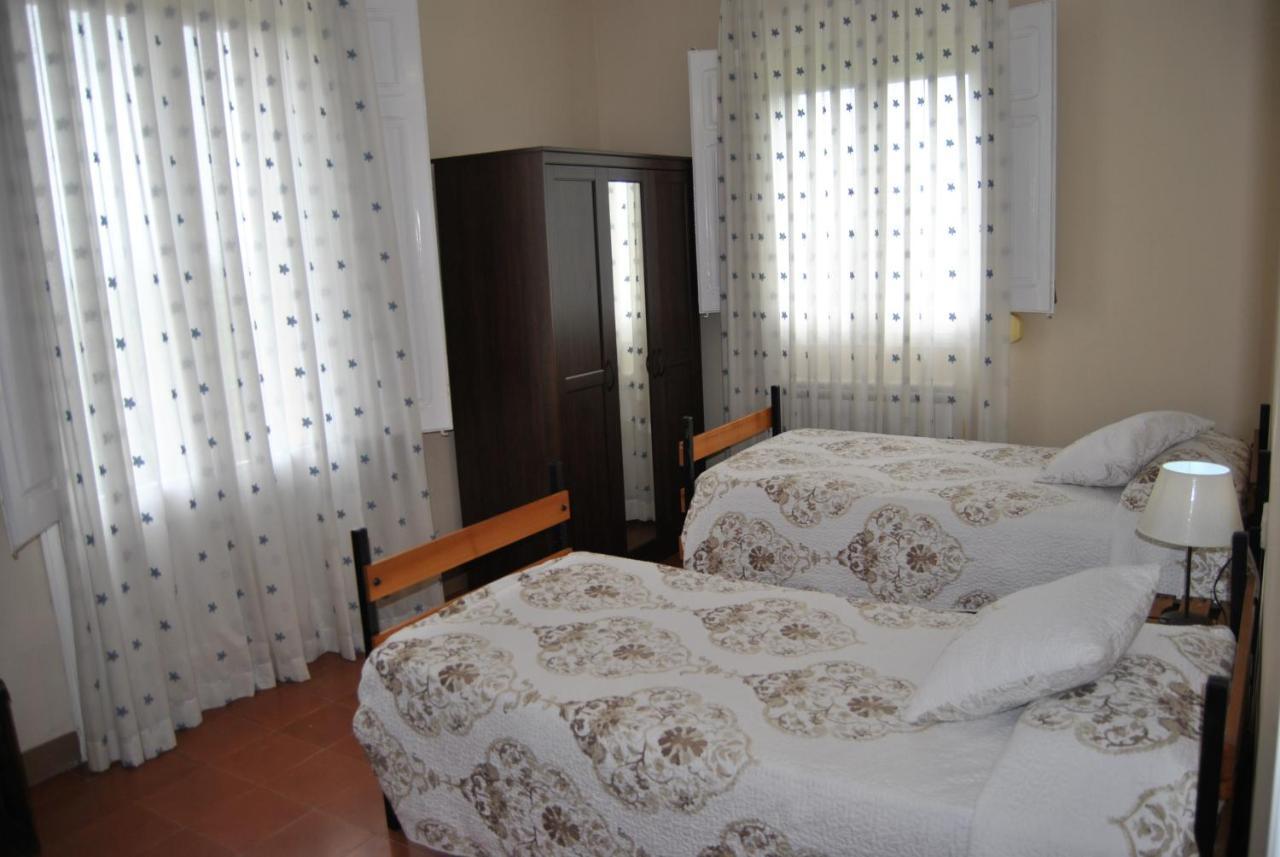 Sol Blanc Villa Alguaire Buitenkant foto