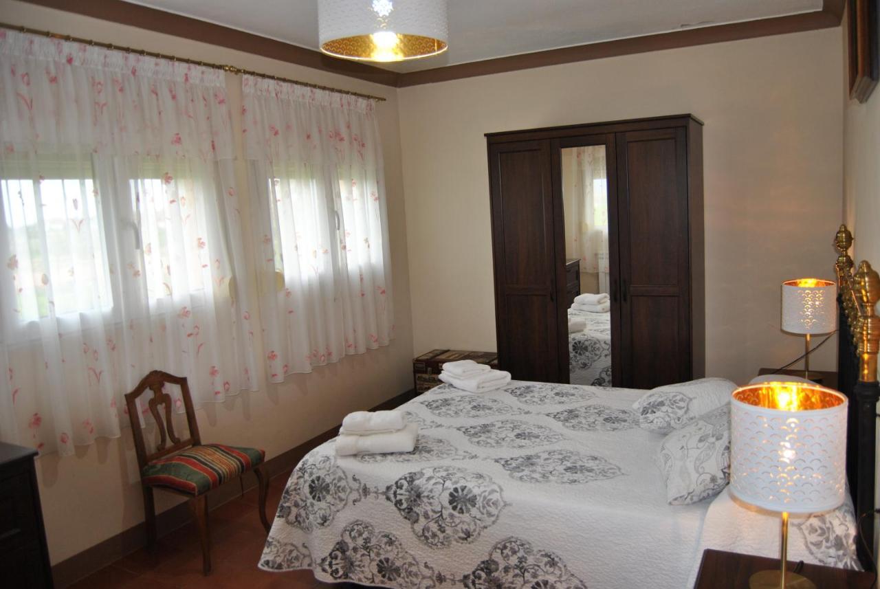 Sol Blanc Villa Alguaire Buitenkant foto
